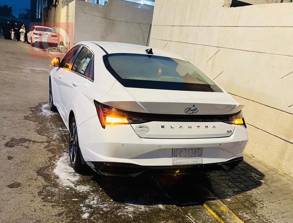 هیوندای ئەلەنترا